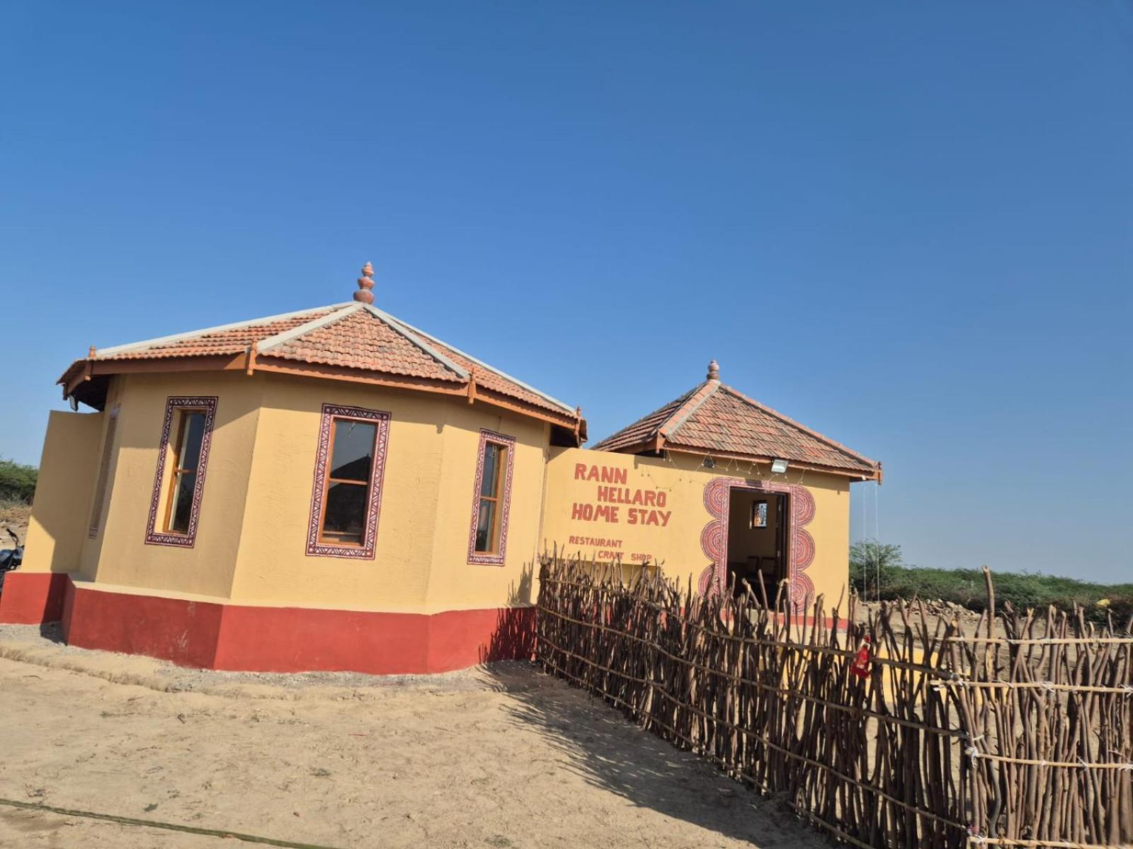 Rann Hellaro Homestay 普杰 外观 照片